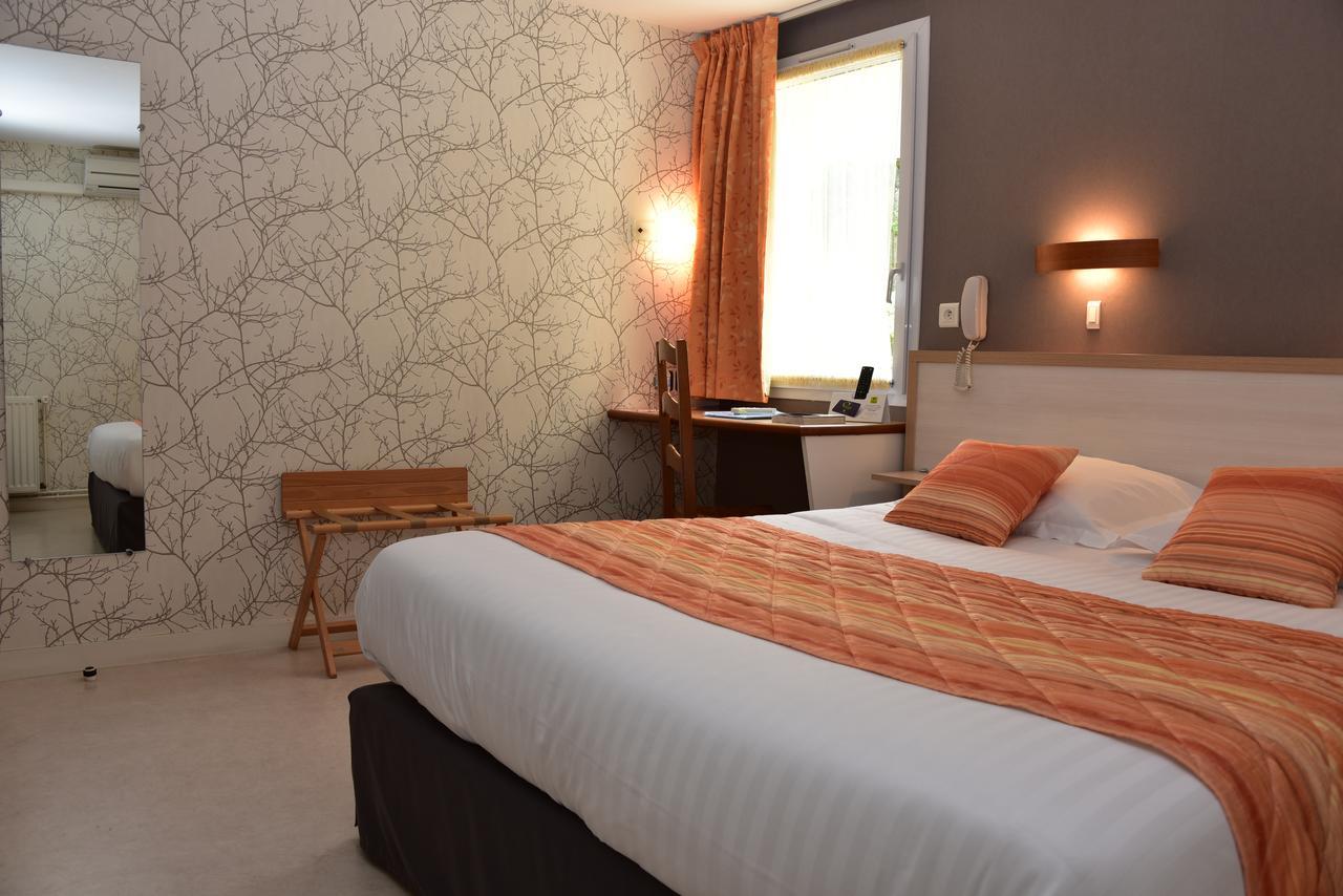 Logis Hotel Bellevue Bessines-sur-Gartempe Екстер'єр фото