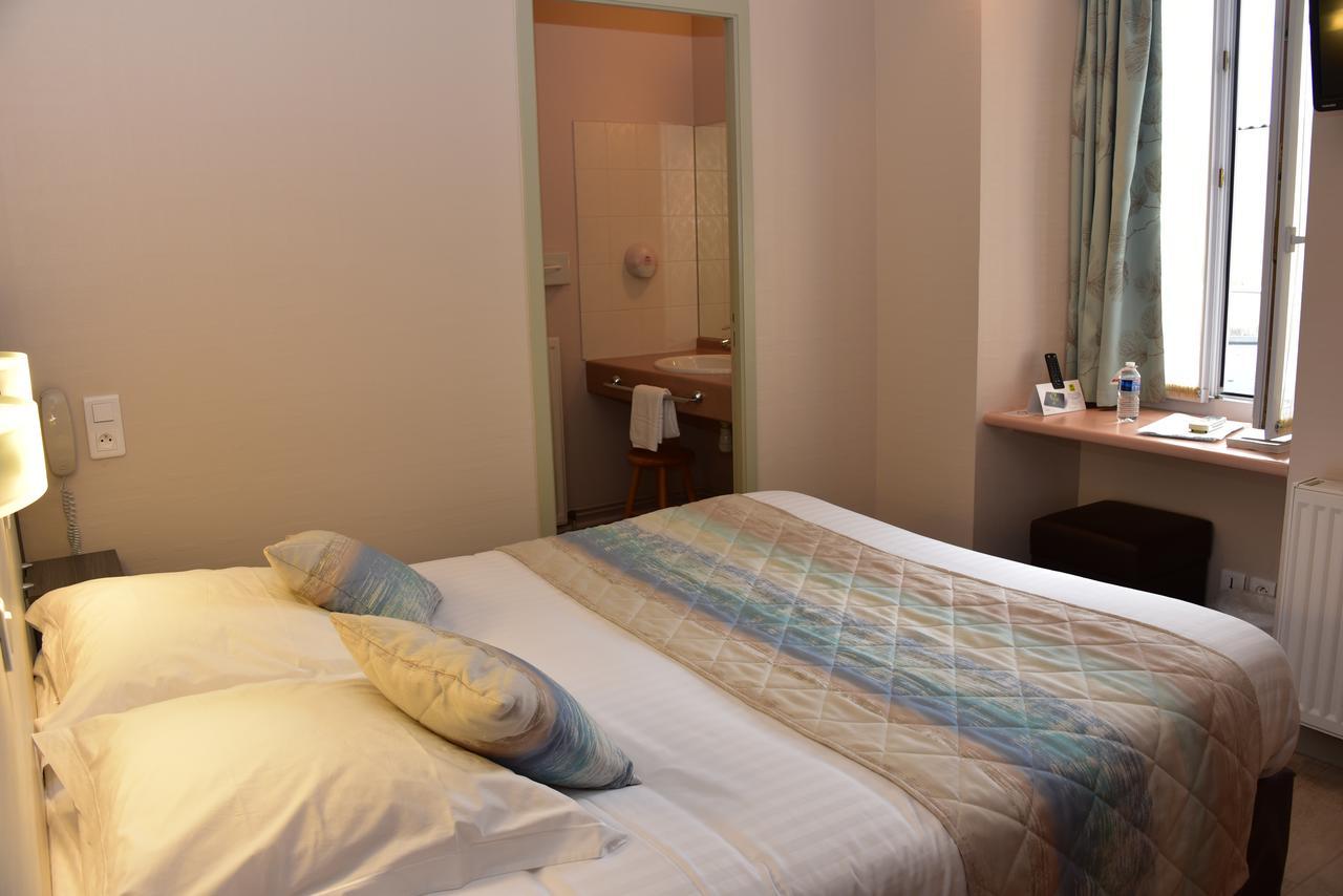 Logis Hotel Bellevue Bessines-sur-Gartempe Екстер'єр фото