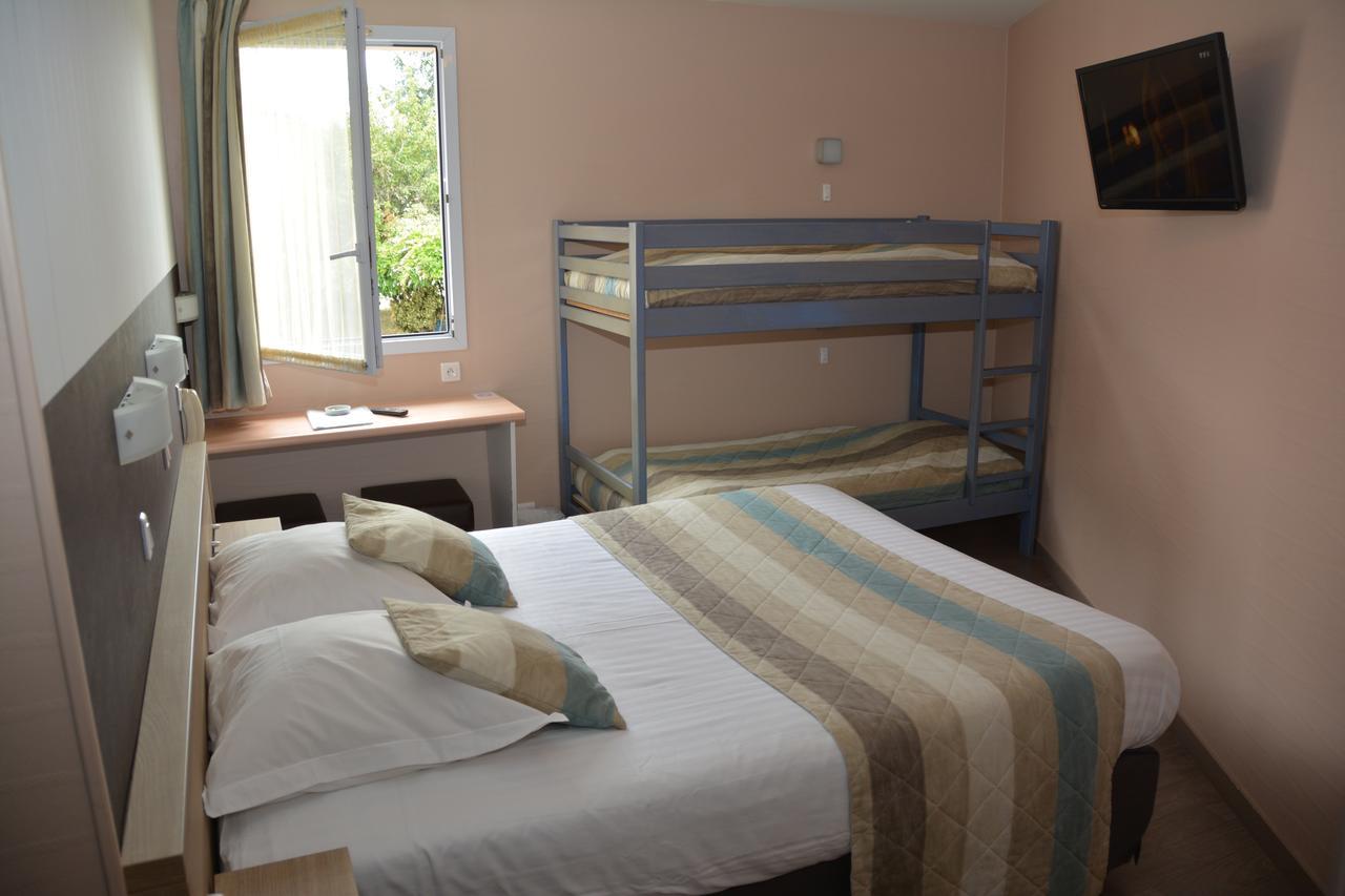 Logis Hotel Bellevue Bessines-sur-Gartempe Екстер'єр фото